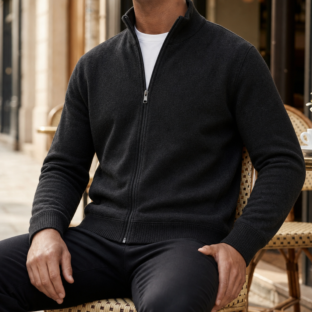 Men's Lightweight Fleece Full-Zip Jacket in Relaxed Fit