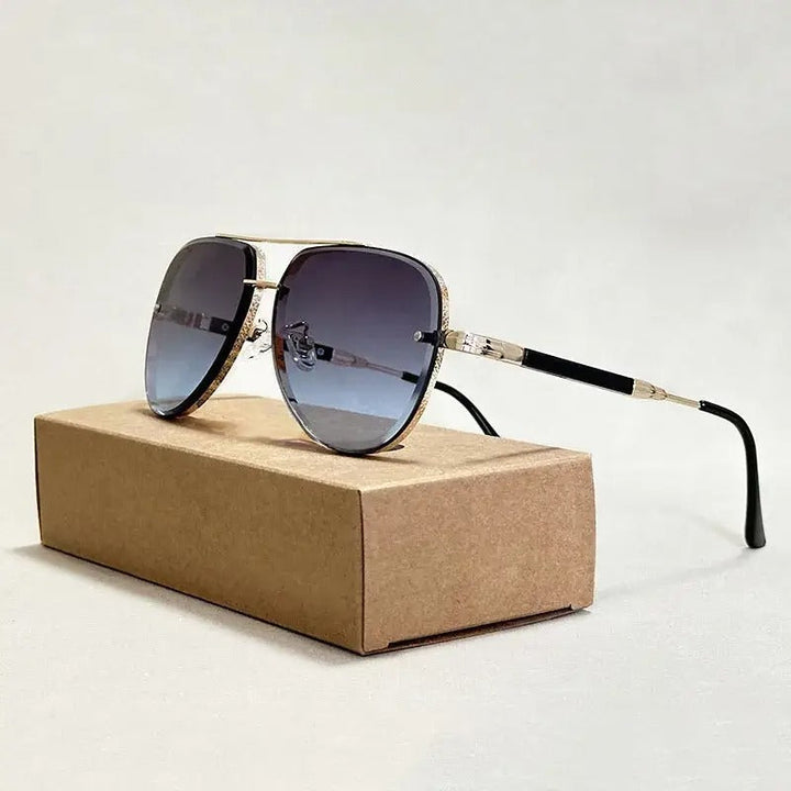 Aviator Sunglasses with Engraved Metal Frame and Gradient Lenses