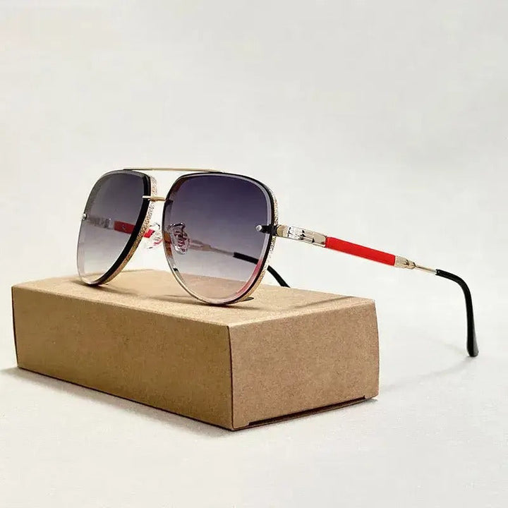 Aviator Sunglasses with Engraved Metal Frame and Gradient Lenses