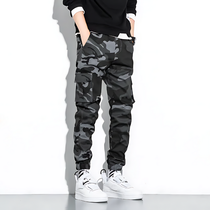 Men's Camo Cargo Jogger Pants with Cuffed Ankle