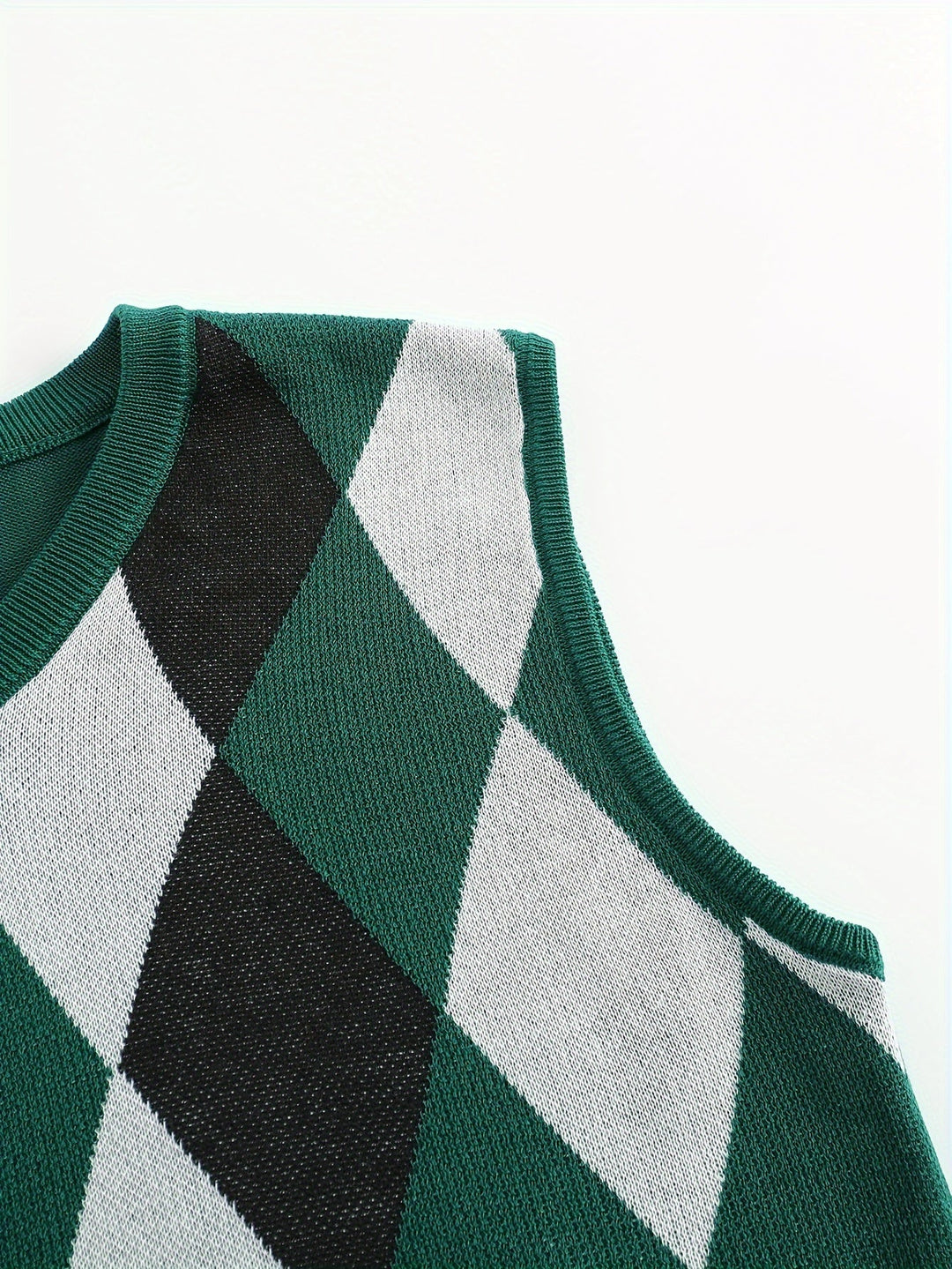 Men's Argyle Knit Sweater Vest with V-Neck