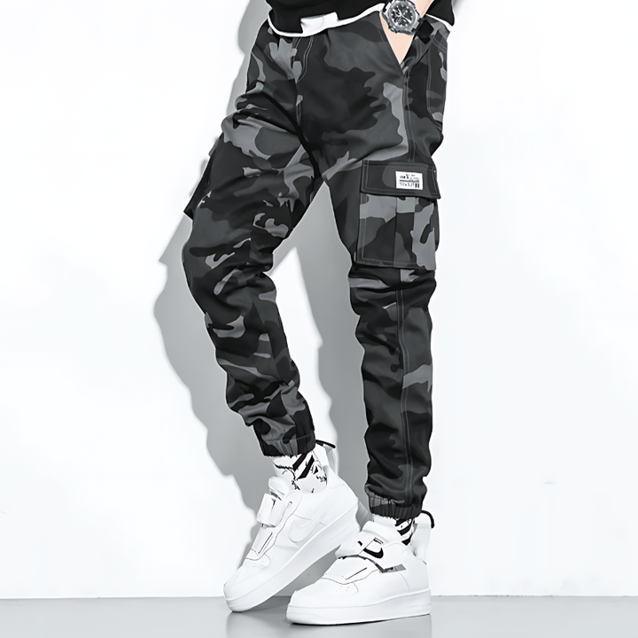 Men's Camo Cargo Jogger Pants with Cuffed Ankle