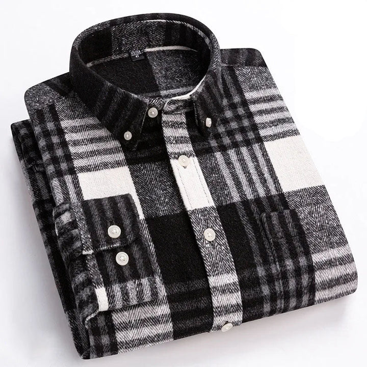 Men's Plaid Flannel Shirt with Button-Down Collar
