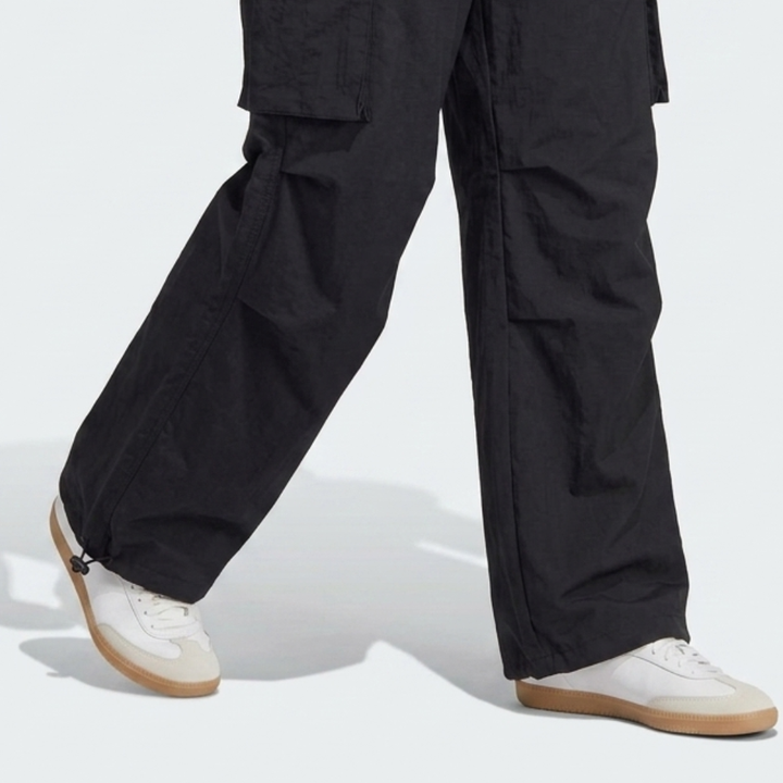 Women's Cinched-Hem Cargo Parachute Pants