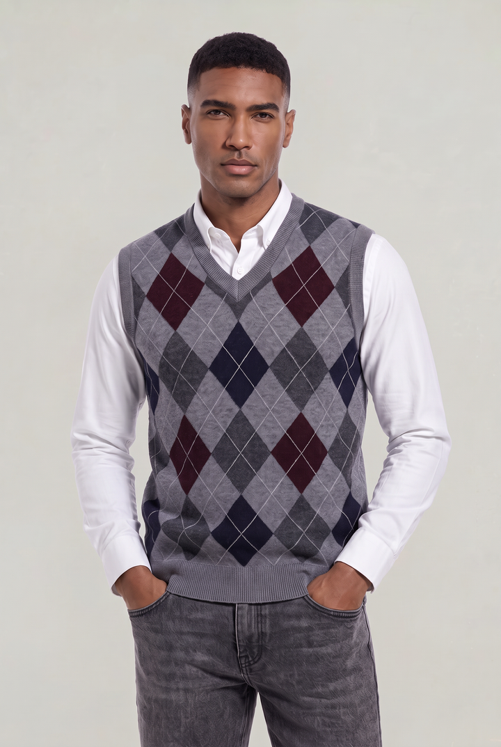 Men's Argyle V-Neck Sweater Vest in a Fitted Knit