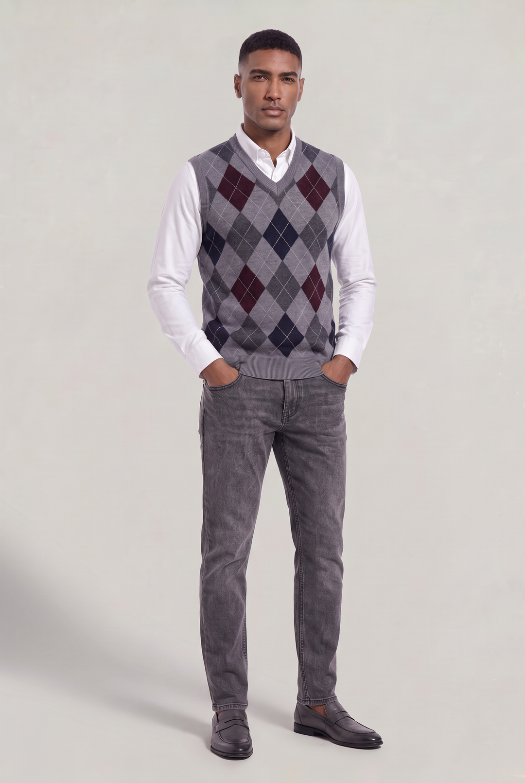 Men's Argyle V-Neck Sweater Vest in a Fitted Knit