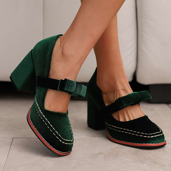 Vintage Block Heel Mary Jane Pumps