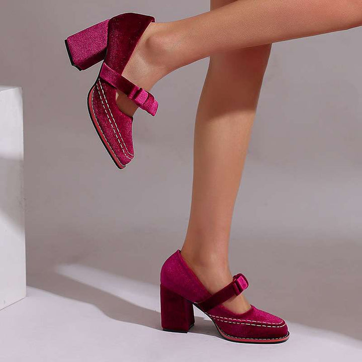 Vintage Block Heel Mary Jane Pumps