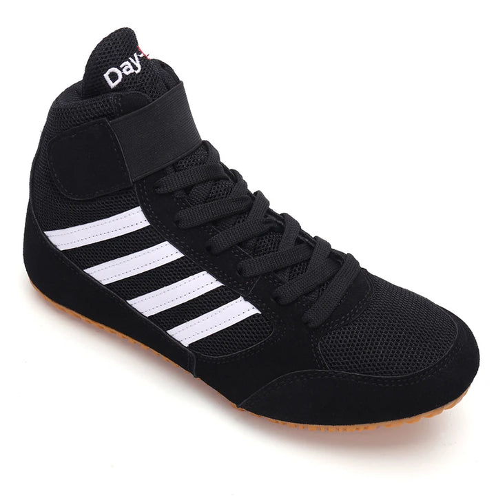 High-Top Wrestling Shoes with Lace-Up Closure