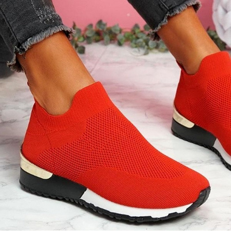 Women's Slip-On Elastic Sneakers - Red