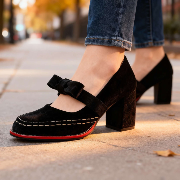 Vintage Block Heel Mary Jane Pumps