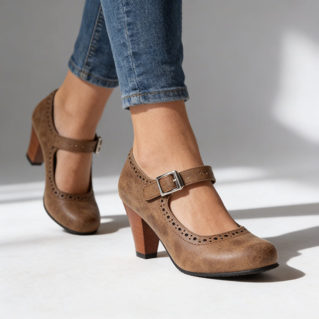 Women's Mary Jane Pumps with Brogue Perforation