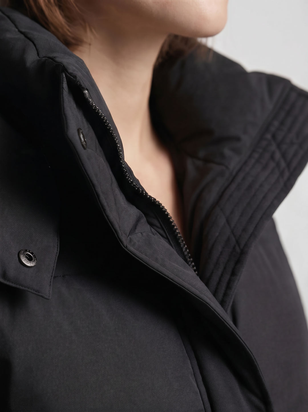Women's Oversized Hooded Puffer Jacket with Zip Closure