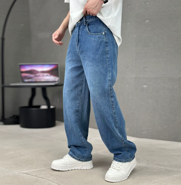 Relaxed Fit Straight Leg Jeans