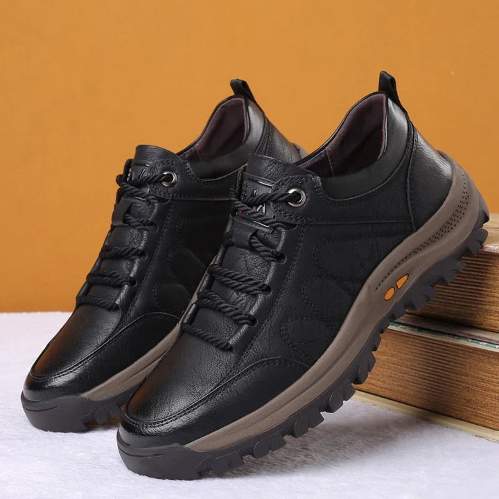 Men's Leather Hiking Shoes with Rugged Sole