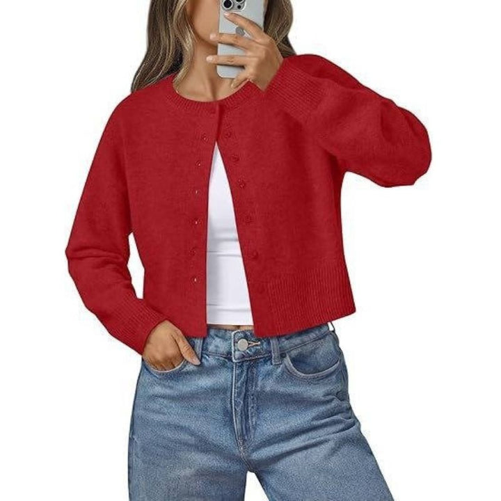 Women's Cropped Button Front Cardigan in Relaxed Fit