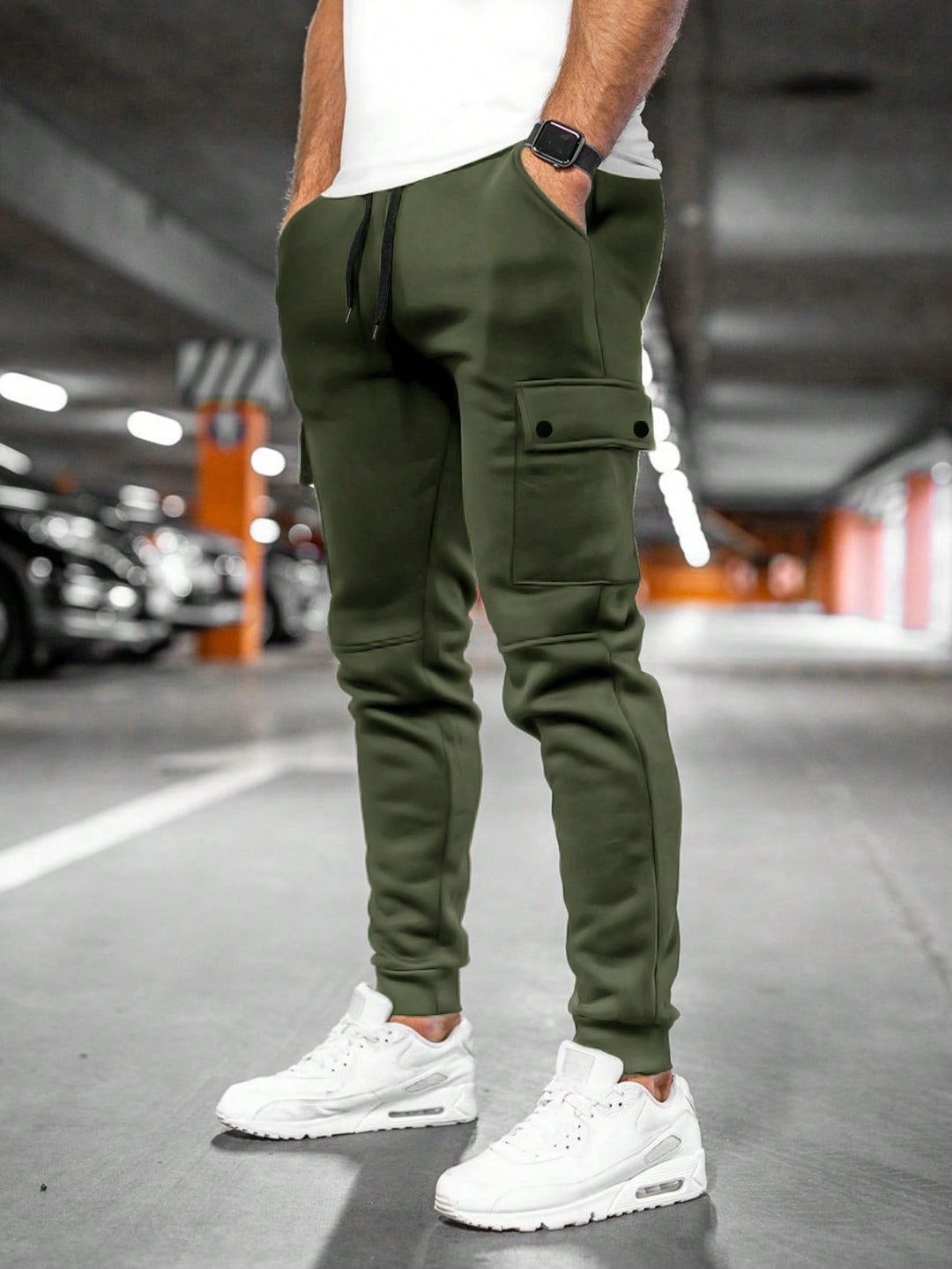 Men's Tapered Cargo Jogger Pants with Drawstring Waist